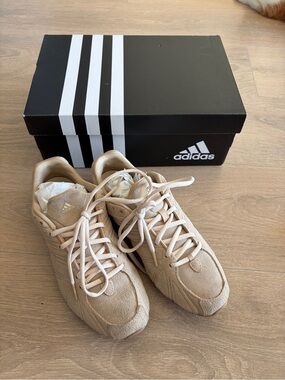 adidas Beige Low-Top Suede Sneakers